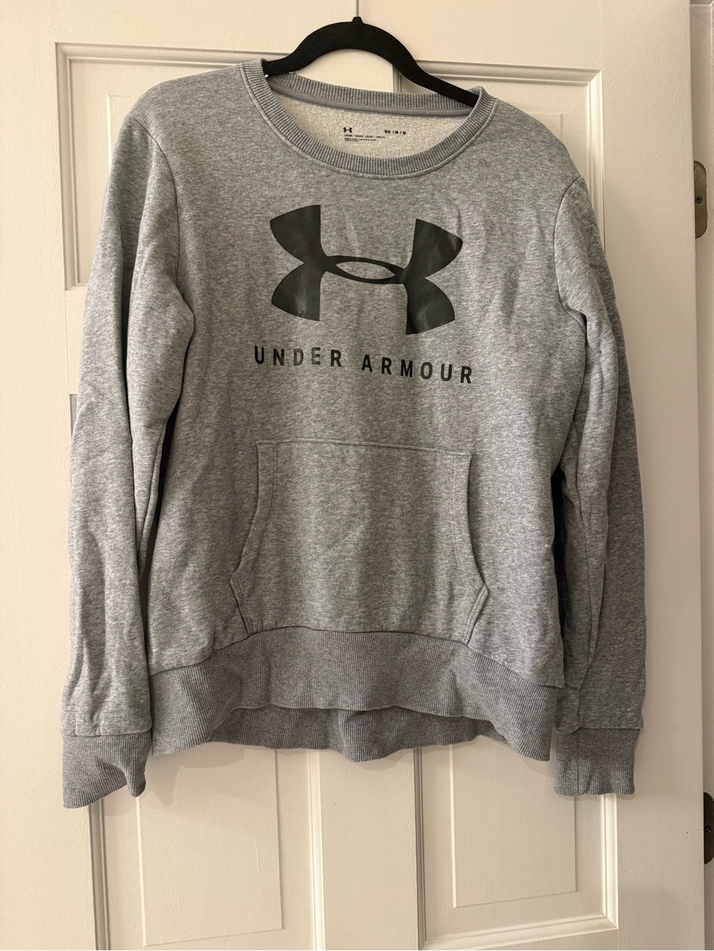 Under Armour Gray Logo Sweatshirt Women’s Medium
